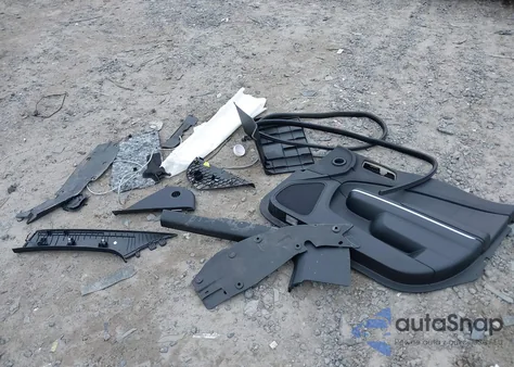 2018 Dodge Charger Police Rwd z USA, uszkodzony, nr VIN 2C3CDXAT9JH247358